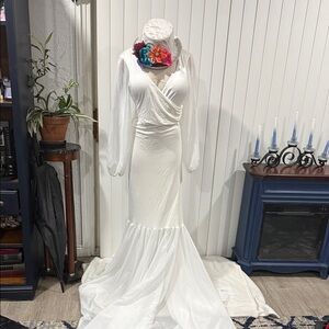 Elegant White Long Sleeve Gown